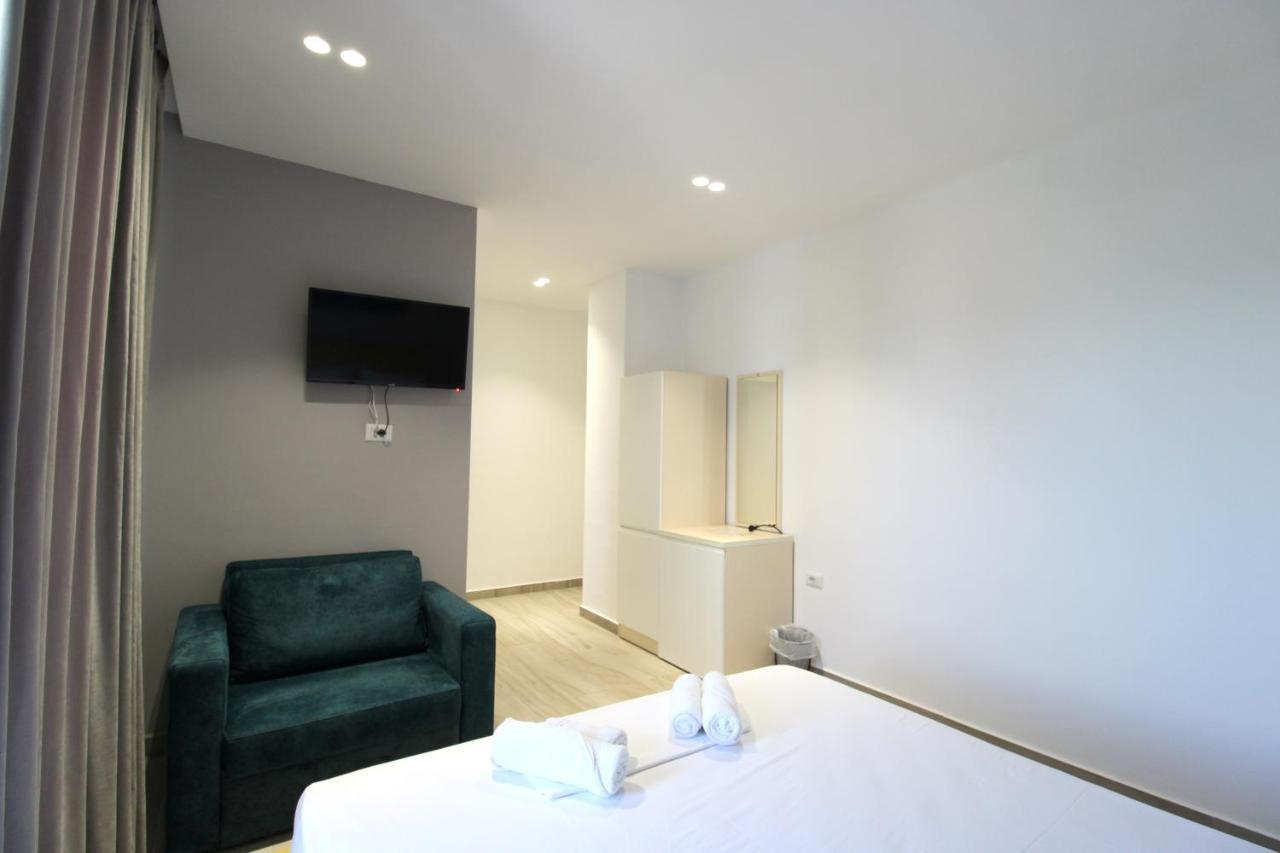 Hotel Bega クサミル エクステリア 写真